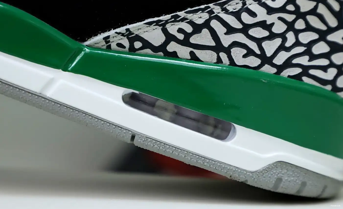 GREEN PINE JORDAN 3 AIR 0504